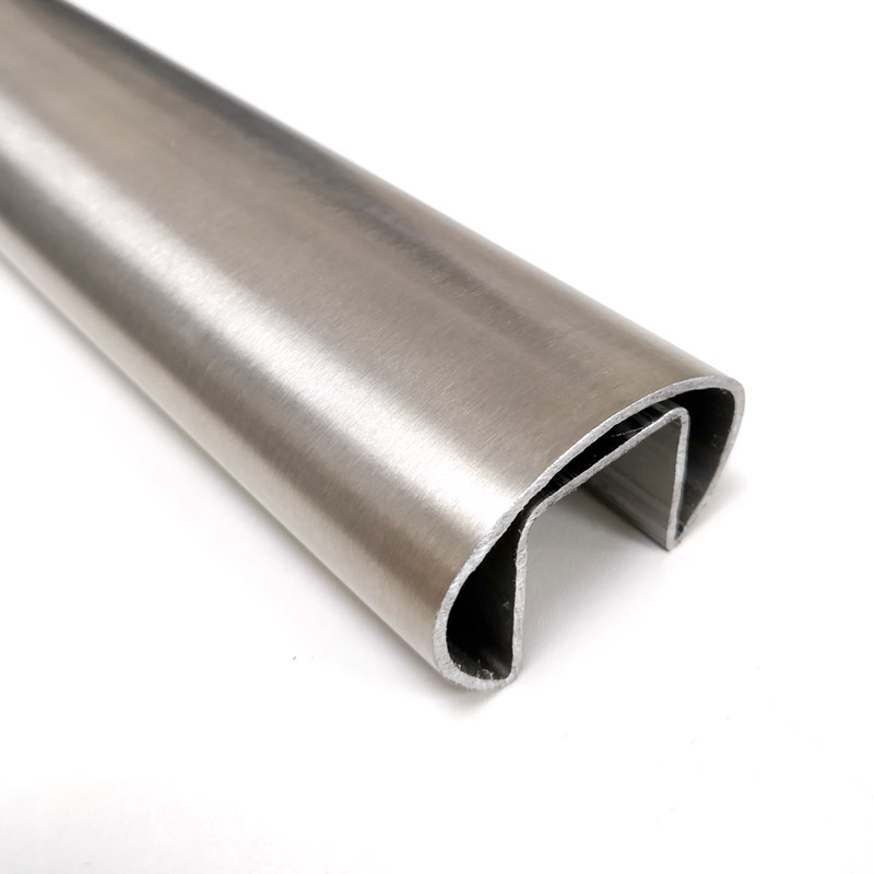 Profil elliptique inox 316L épaisseur 1.5mm obtenu par déformation de tubes – main courante finition brossé