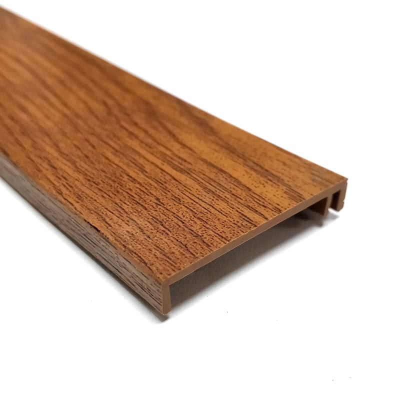 Plaxage film PVC Chêne doré sur Profil PVC Extrudé