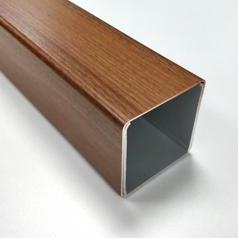 Plaxage film PVC Coloris Sapin sur Profil aluminium extrudé 70x70 clippable – profil parement de façade standard